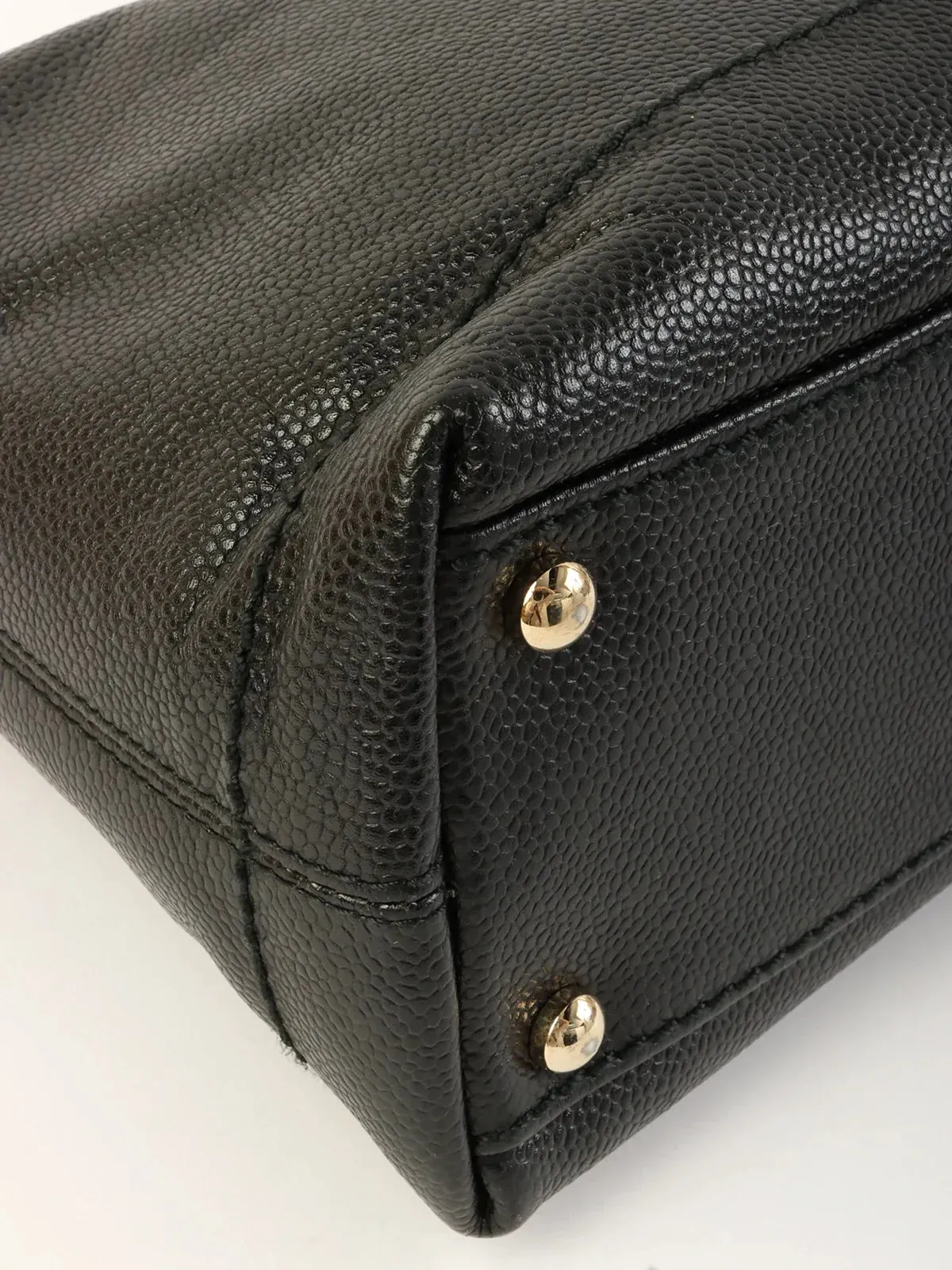 CHANEL Around 2002 Made Caviar Skin Cc Mark Stitch Wood Chain Top Handle Bag Black
