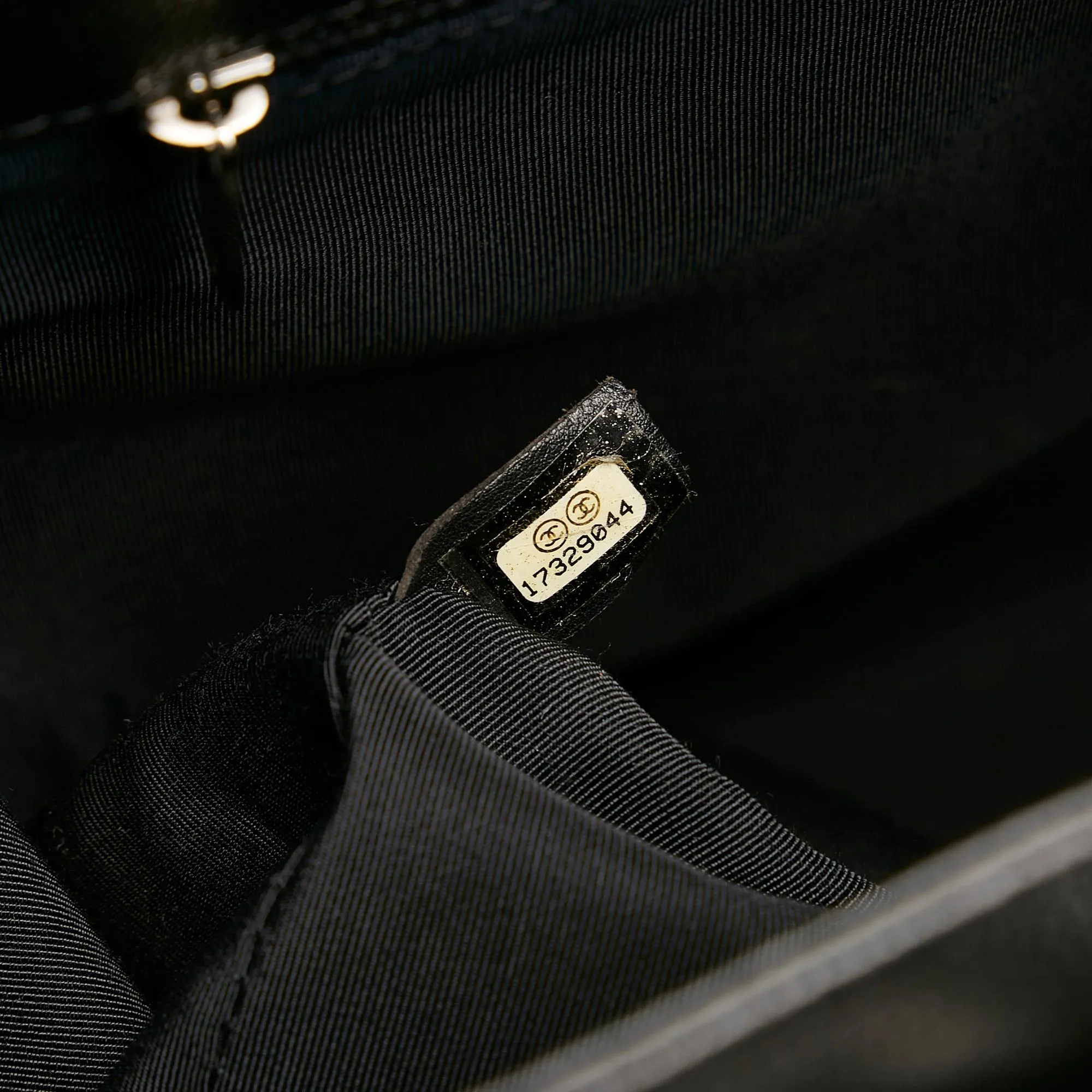 Chanel Executive Cerf (SHG-99hCLK)