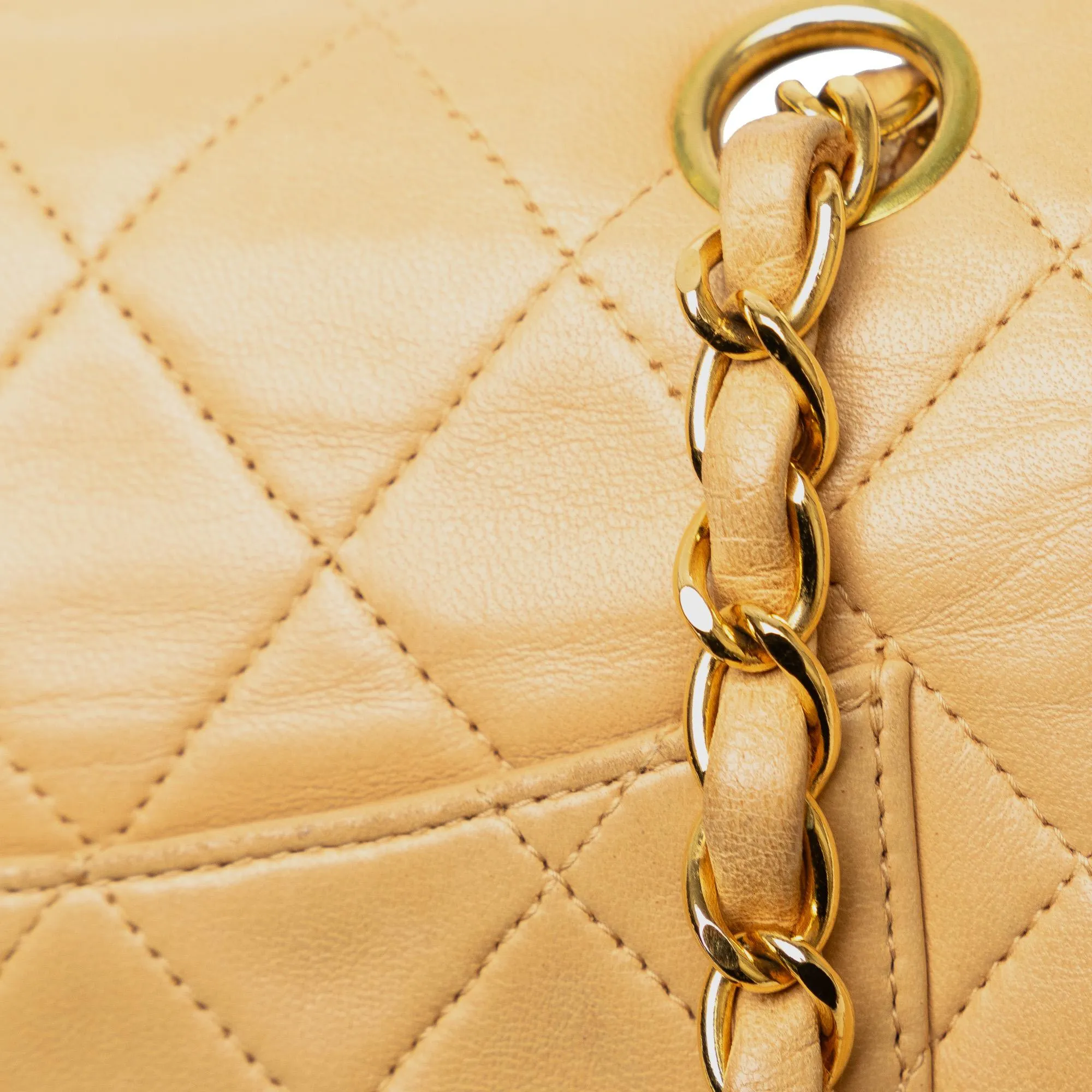 Chanel Mini Square Classic Lambskin Single Flap (SHG-E8DBvA)