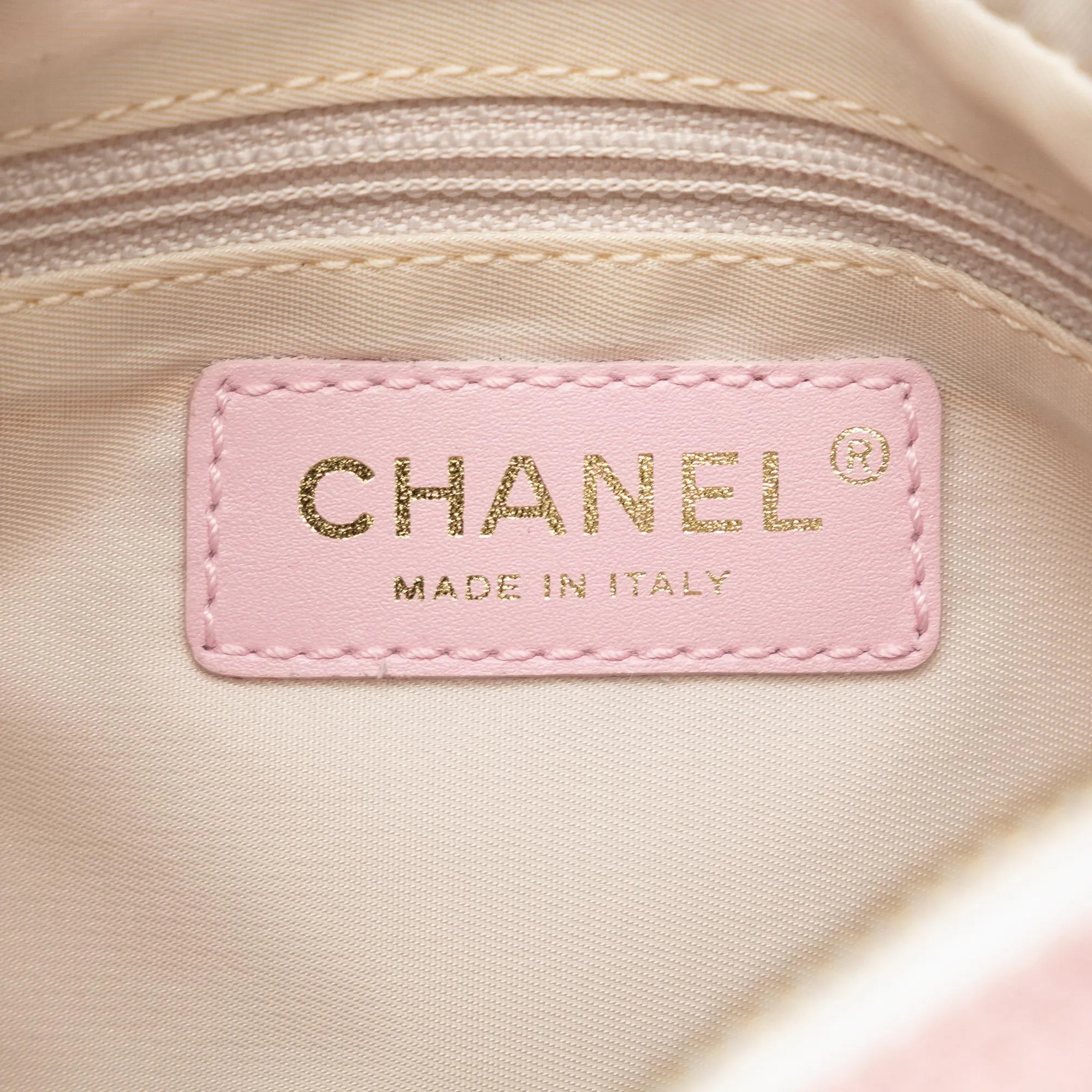 Chanel New Travel Line Handbag (SHG-7LFKx3)