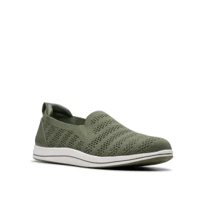 Clarks Women's Breezey Izzy Open Air Shoe - Olive