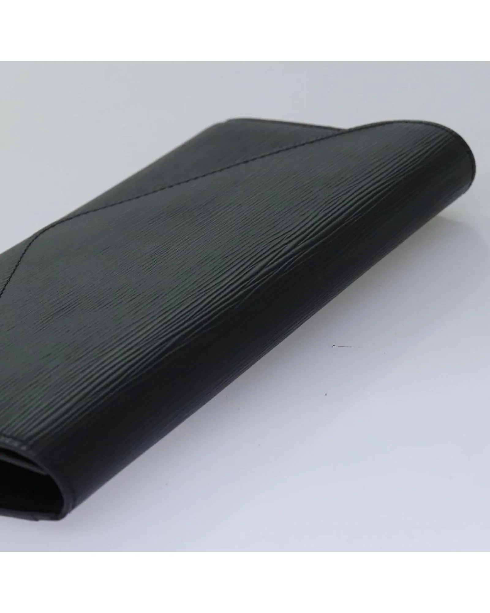 Louis Vuitton Pochette Clutch Bag in Black Epi Leather
