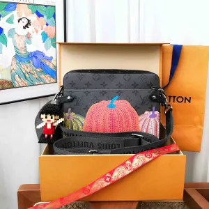 Louis Vuitton Trio Messenger Bag Gray Patterned Canvas Medium