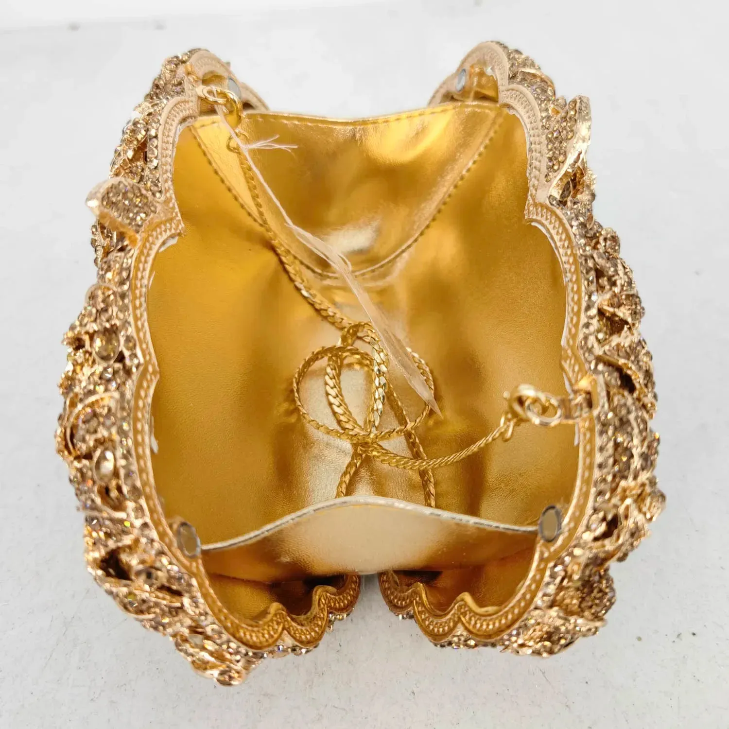 Women's Gold Flower Clutch Evening Bags: Bridal Wedding Handbags for Formal Parties with Rhinestone Floral Purses