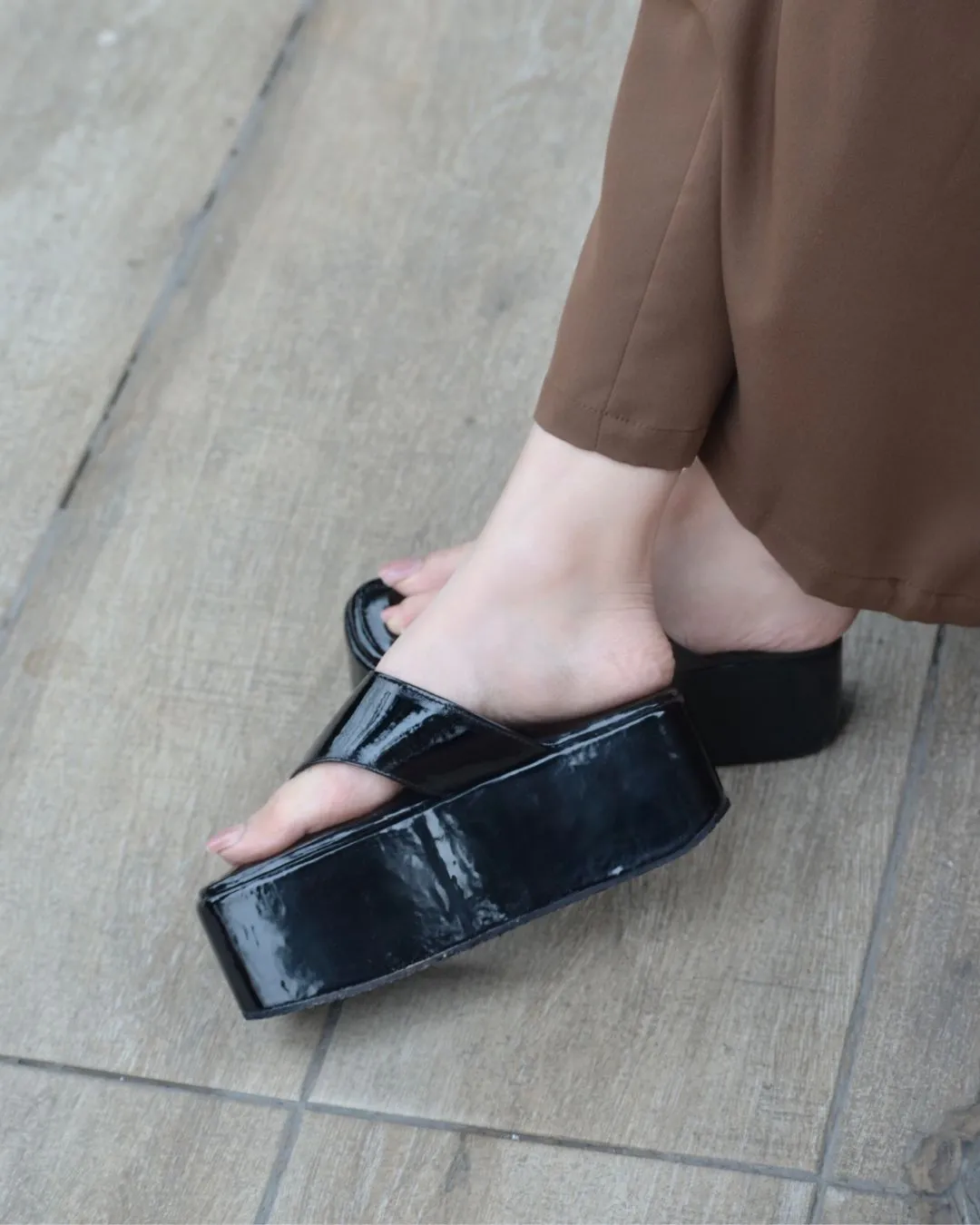 Y2K Platforms - Black